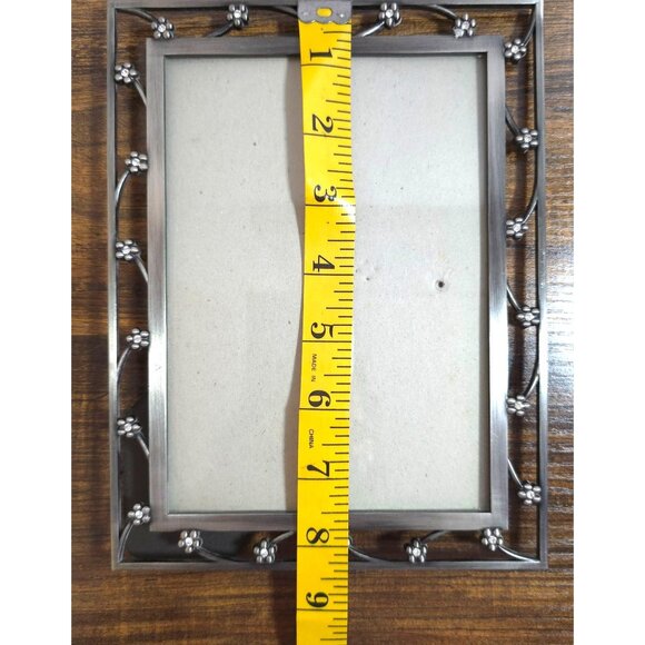 Vintage Metal Floral Pattern Frame 5"x7" Silver Rhinestones By Elsal - Picture 11 of 11